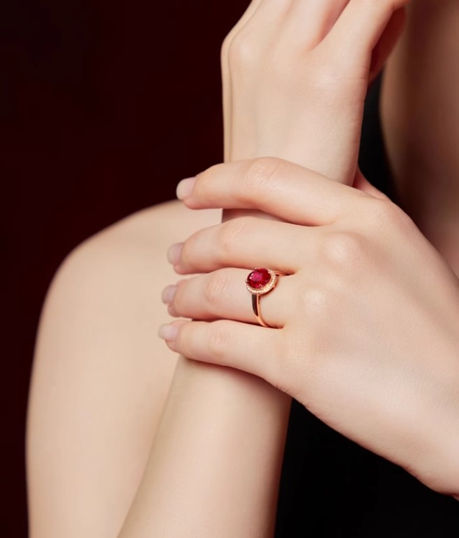 Engagement Ring - 18K rose gold diamond ring- pigeon blood colour