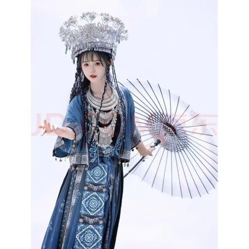 Attractive clothing haute couture ethnic costumes