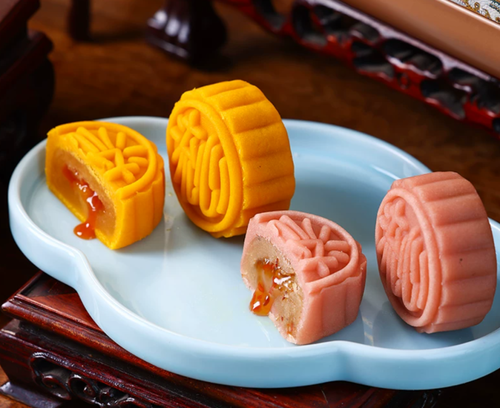 Mooncake Gift Box - Flowing Centerpiece Creamy Red Bean with Black Truffle (2026 New Design) - Ideal Gift for Mid-Autumn Festival, High-Quality