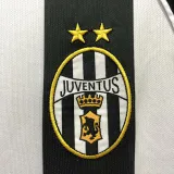 2002-2003 JUV Home Retro Soccer Jersey