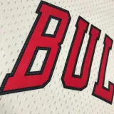 1998 BULLS PIPPEN #33 White Retro Top Quality Hot Pressing NBA Jersey