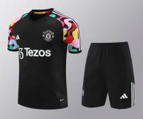 2024-25 Man Utd Black Training Short Suit
