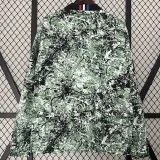 2024 Man Utd Black & Green Double Sided Windbreaker (双面风衣)