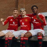 2024-25 Man Utd Home 1:1 Fans Soccer Jersey
