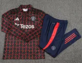 2024-25 Man Utd Red black Half Pull Tracksuit (半拉链)(匹印)