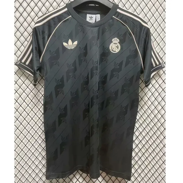 2024-25 RMA Grey Special Retro Edition Fans Soccer Jersey