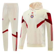 2024-25 Bayern Khaki Hoodie Tracksuit (卫衣套装)