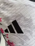 2025-26 Japan White Special Edition Player Version Soccer Jersey (狐狸)