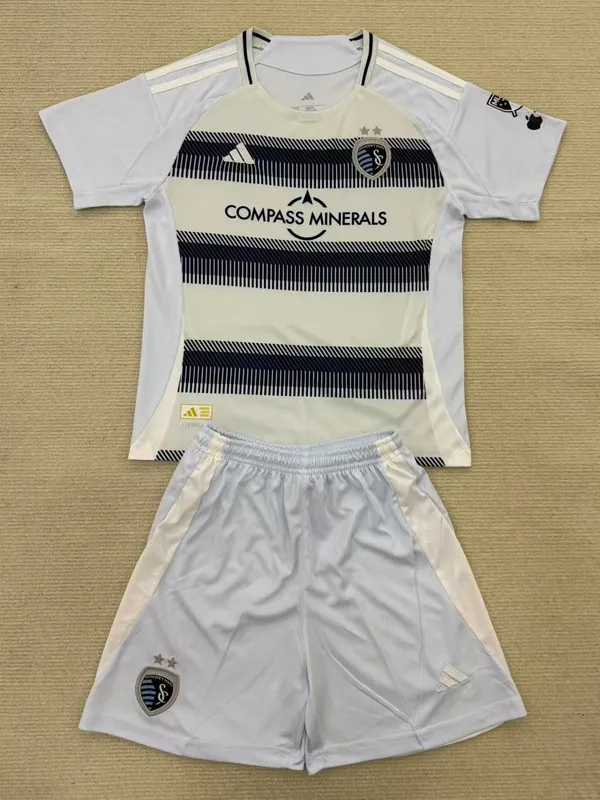 2025-26 Sporting Kansas City Home Kids Soccer Jersey (带章)