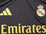 2025-26 RMA Black Special Edition Kids Player Version Soccer Jersey (球员童装)