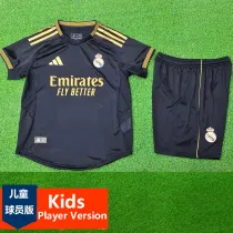2025-26 RMA Black Special Edition Kids Player Version Soccer Jersey (球员童装)