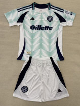 2025-26 New England Revolution  Home Kids Soccer Jersey (带章)