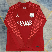 2024-25 PSG Red Goalkeeper Long Sleeve Soccer Jersey (长袖)