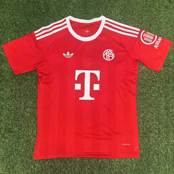 2025-26 Bayern Red Goalkeeper Fans Soccer Jersey