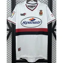 2001-2002 Mallorca White Retro Soccer Jersey *带章