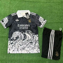 2025-26 RMA Black Special Edition Kids Training 三叶标