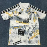 2025-26 RMA Special Edition Fans Training Shirts (涂鸦)