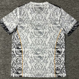 2025-26 RMA Special Edition Fans Training Shirts 圆领(队标图案)