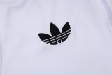 2025-26 Germany White Half Pull Tracksuit #B2560(半拉链)