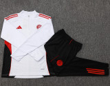 2025-26 Bayern White Kids Half Pull Tracksuit #E2542(童装)(半拉链)