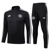 2025-26 Germany Black Half Pull Tracksuit #B2579(半拉链)