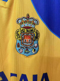 2000-2001 Las Palmas Home Retro Soccer Jersey (带章)