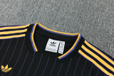 2025-26 Man Utd Black Training Short Suit