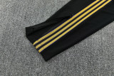 2026-27 Man Utd Black Short shirts and Long trousers Suit (圆领)