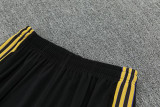 2026-27 Man Utd Black Short shirts and Long trousers Suit (圆领)