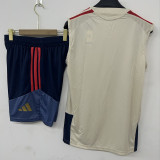 2026-27 Bayern Apricot Yellow Tank top and shorts suit (背心短裤)