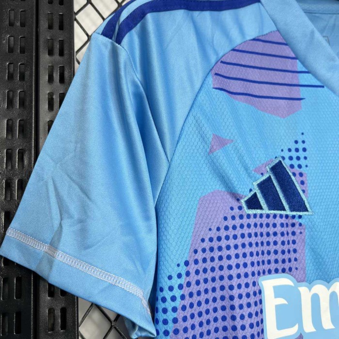 Real Madrid Goalkeeper jersey 2024/25