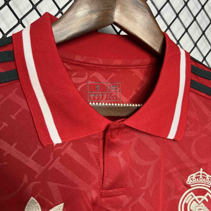 Real Madrid Red Football Kit Apparel 2024/25