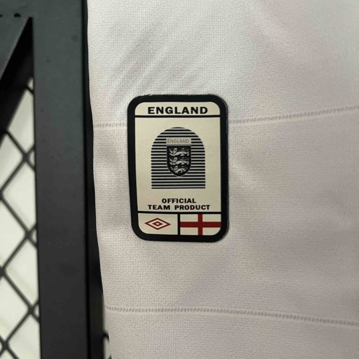 2004 England Home Retro Kit