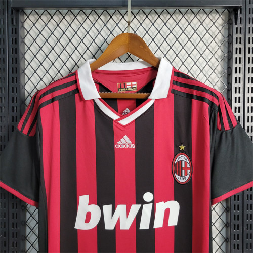 09-10 AC Milan home kit