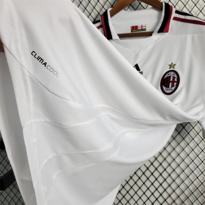 09-10 AC Milan away kit