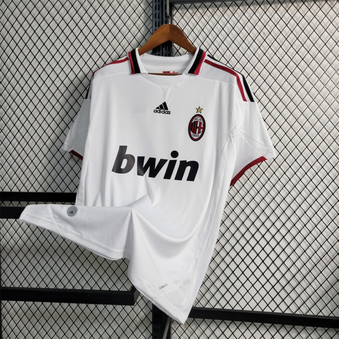 09-10 AC Milan away kit