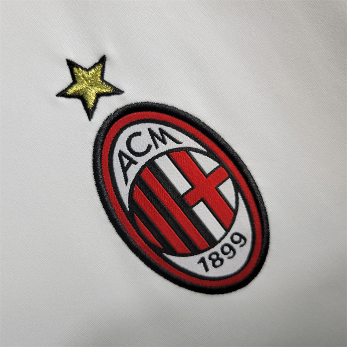 09-10 AC Milan away kit
