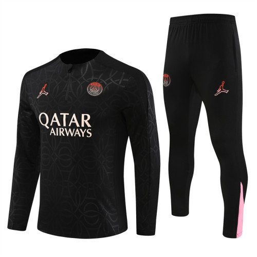 PSG tracksuit 24/25 black with embossing Quater Zip Training Kit