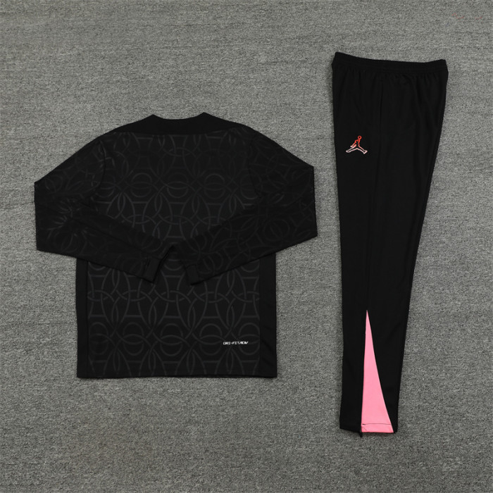 PSG tracksuit 24/25 black with embossing Quater Zip Training Kit