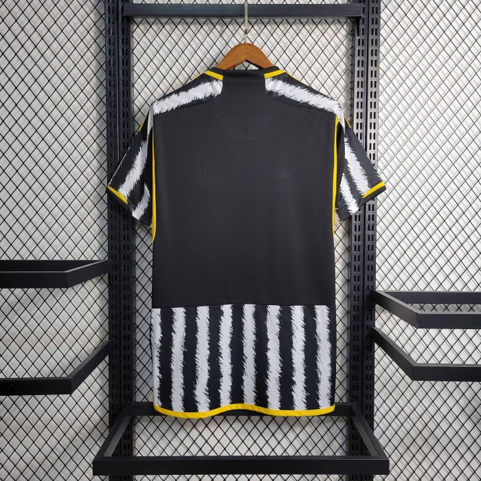 Juventus Jersey 23/24 Home Kit