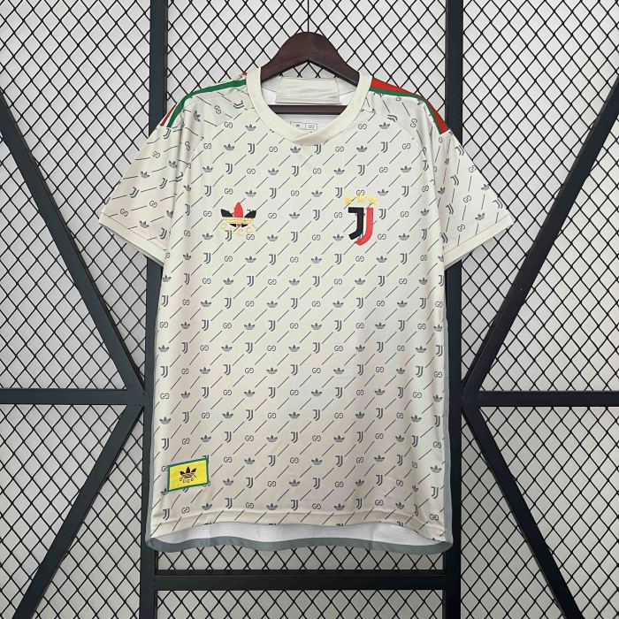 Juventus Co-Branded Gucci Kit Special Edition Shirt