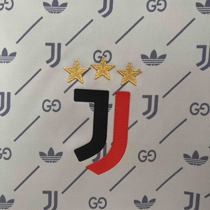 Juventus Co-Branded Gucci Kit Special Edition Shirt