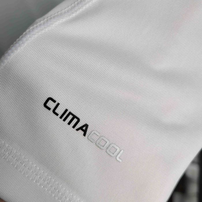 Real Madrid 2010-11 jersey retro home kit