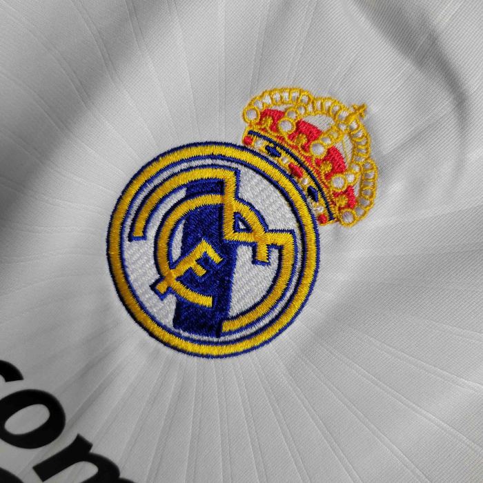 Real Madrid 2010-11 jersey retro home kit