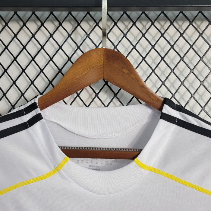 Real Madrid 2009-10 jersey retro home kit