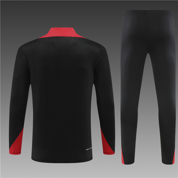 Liverpool Tracksuit 24/25 black Quater Zip Training Kit