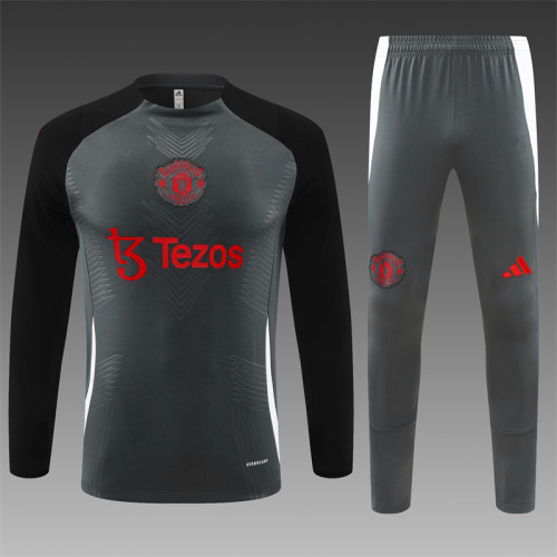 Manchester United 24/25 Dark grey Quater Zip Training Kit