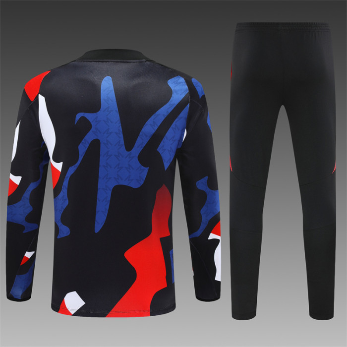 Manchester United 24/25 Black camouflage Quater Zip Training Kit