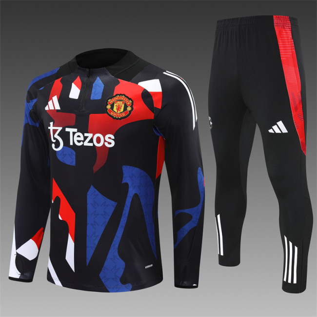 Manchester United 24/25 Black camouflage Quater Zip Training Kit