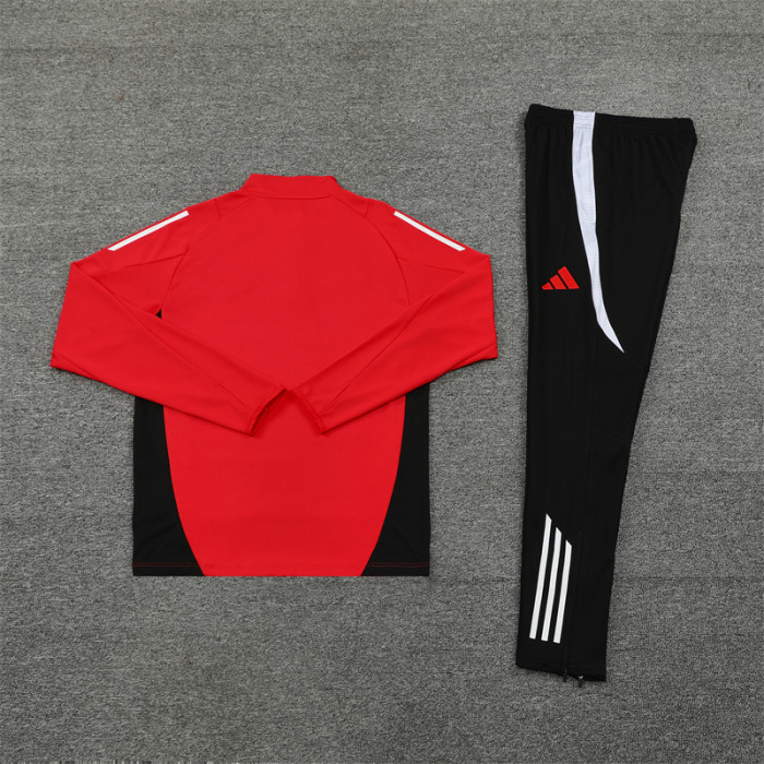 Manchester United 24/25 Red Quater Zip Training Kit